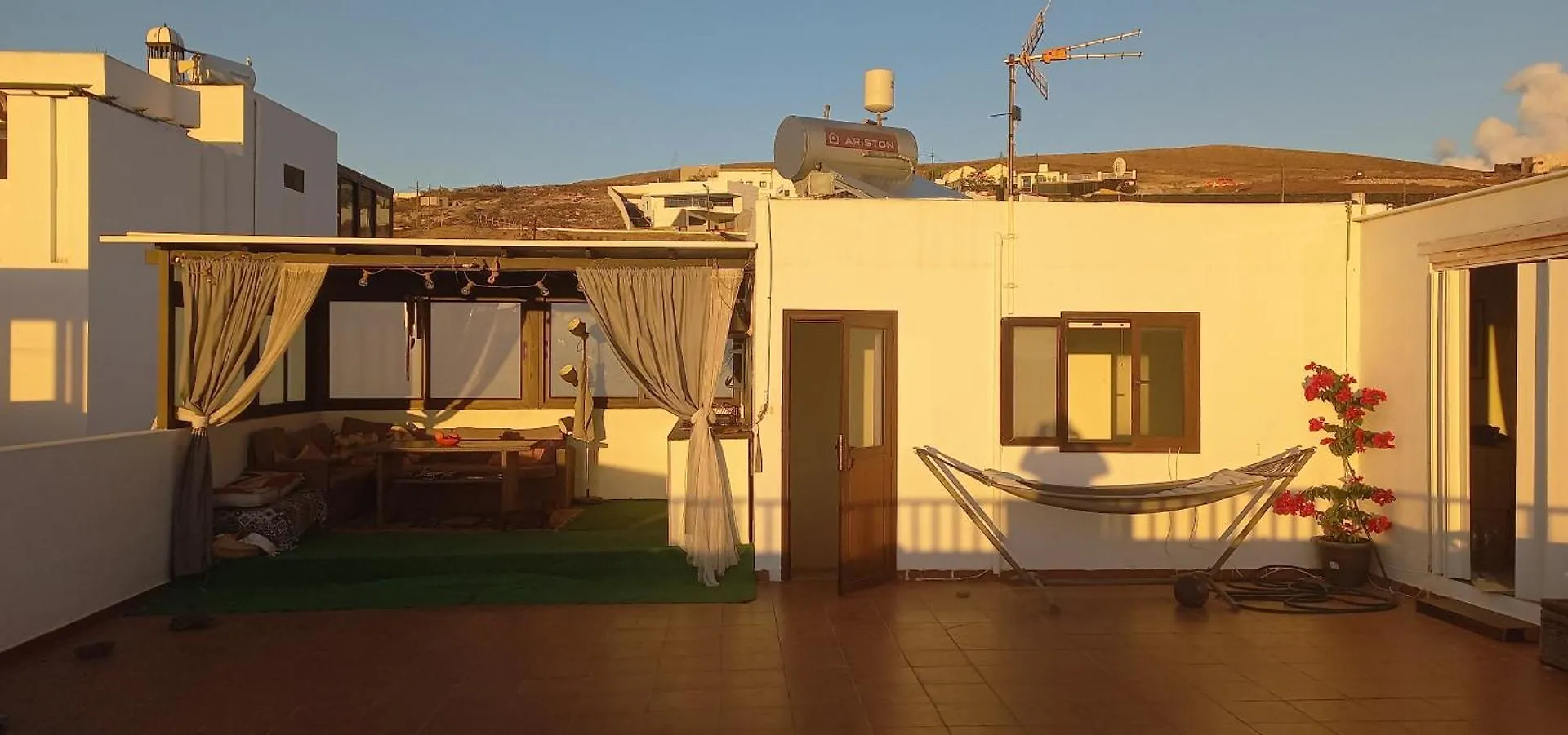 Sunset House Hotel Soo Guest house